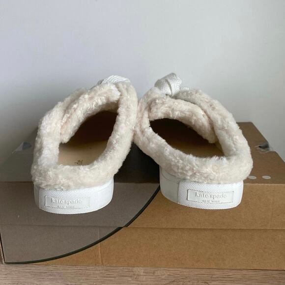 Kate Spade Fez Mule Faux Fur Wht Large Logo Leather Slip On Shoes Women- SZ 8.5 - Picture 3 of 9